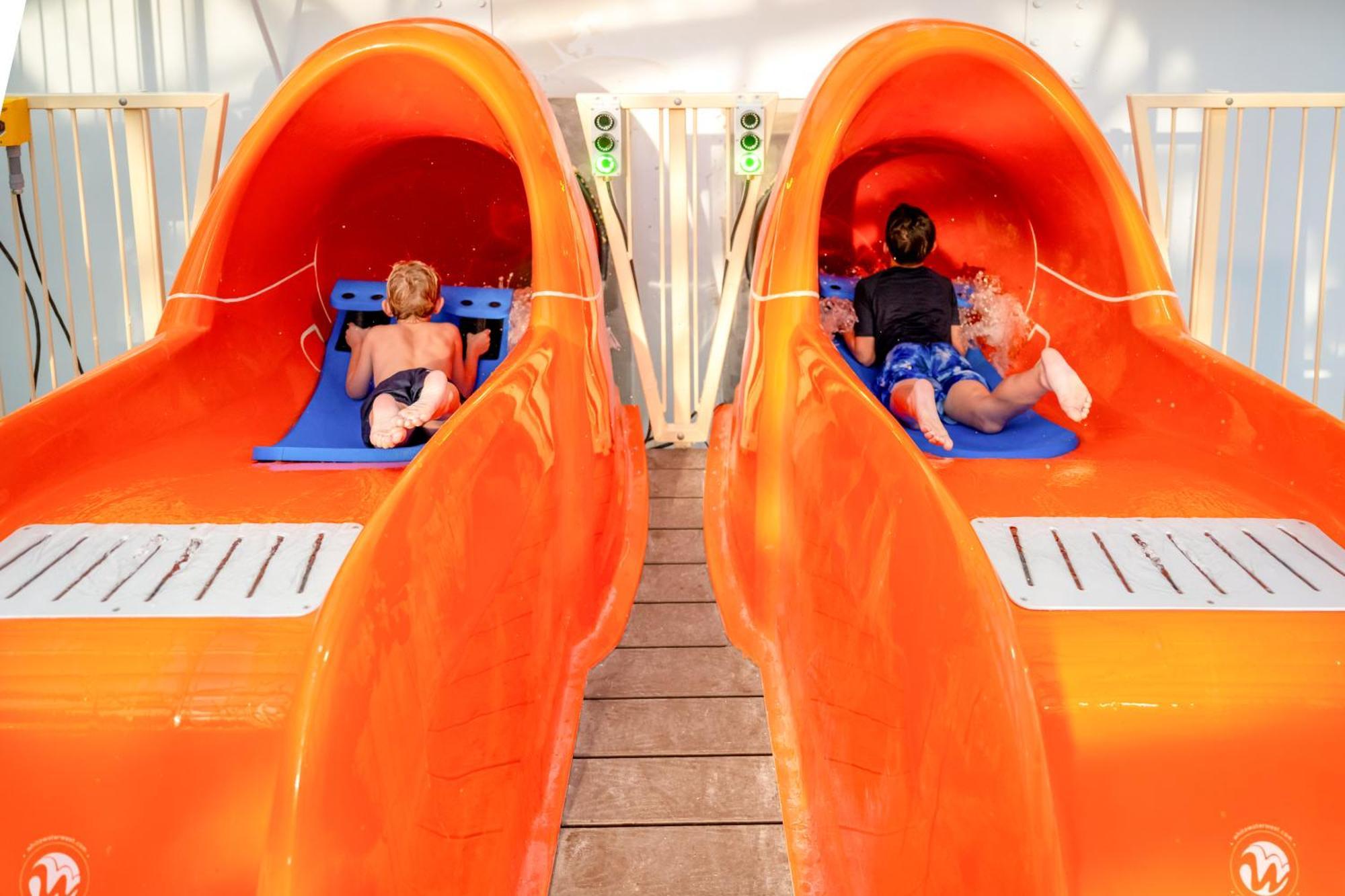 פיג'ן פורג' Country Cascades Waterpark Resort מראה חיצוני תמונה